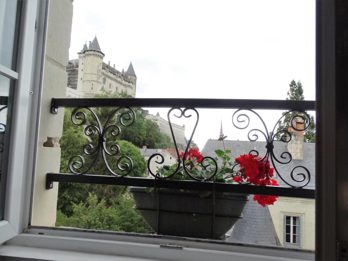 Vue Splendide Sur Chateau Saumur Bagian luar foto